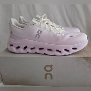 On Cloud Tilt Women Running Shoes Sneakers Ivory/Orchid Purple Size 8.5 NIB